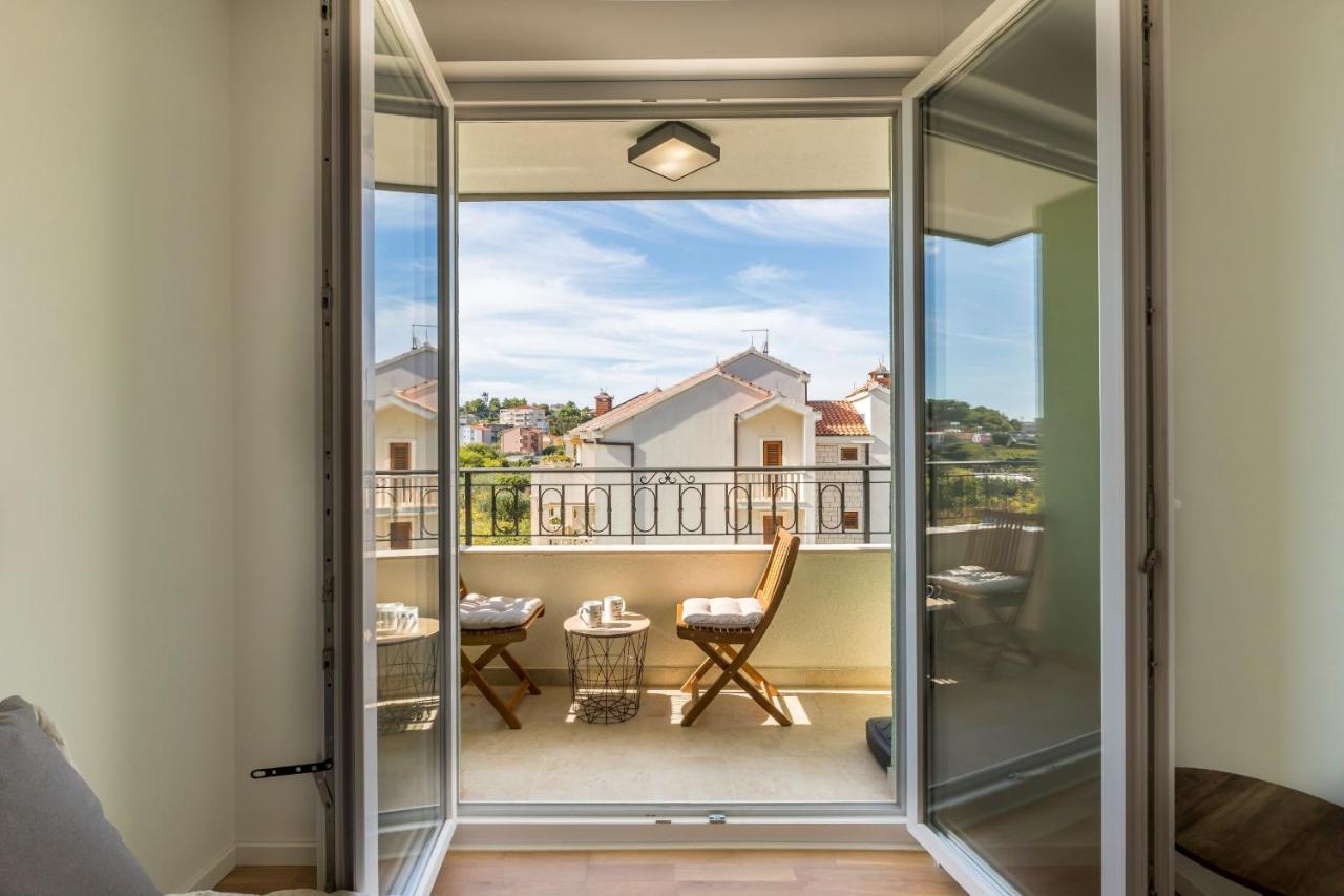 דירות ספליט Apartman Lukiana*** מראה חיצוני תמונה