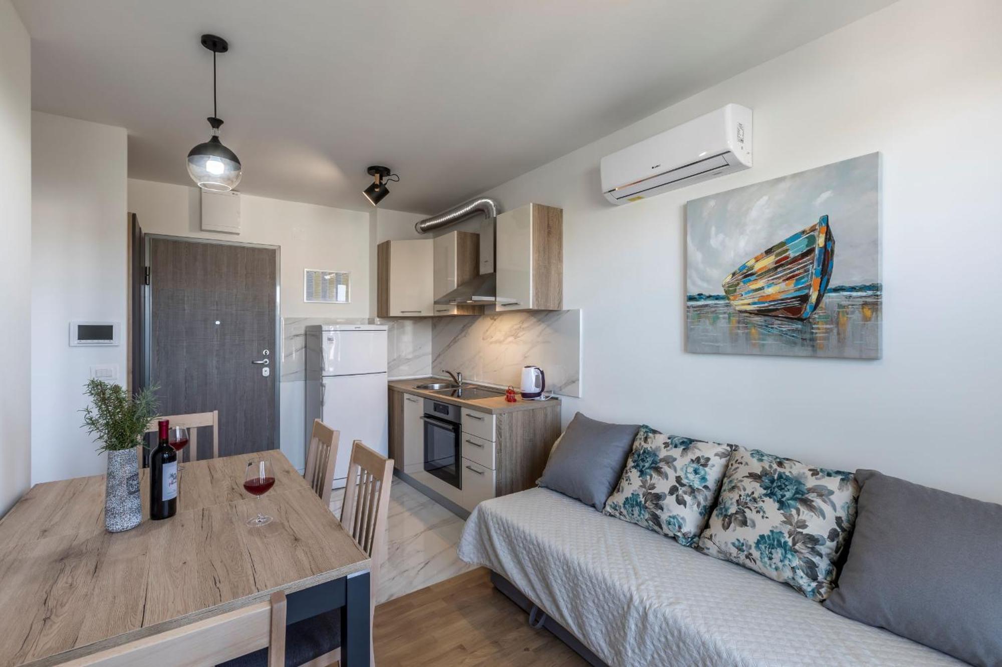 דירות ספליט Apartman Lukiana*** מראה חיצוני תמונה